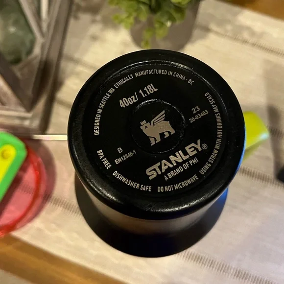 STANLEY Tumbler 40 oz Flowstate Quencher H2.0 BLACK NEON SPRING FLING PINK - Picture 13 of 16